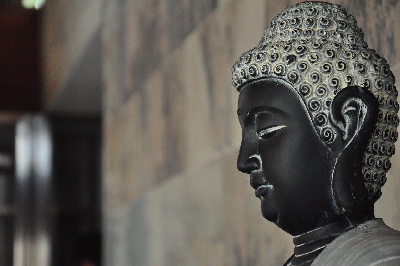 Buddhist Philosophy and the Politics of Peace